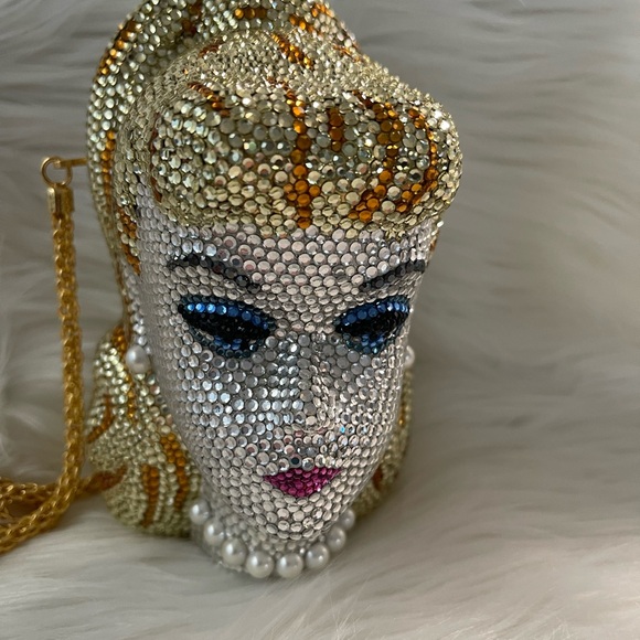 Rare Kathrine Baumann Beverly
Hills Artist Proof Barbie
Minaudiere Evening Bag - Picture 4 of 6